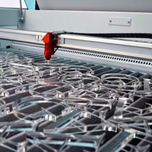 Corte láser metacrilato